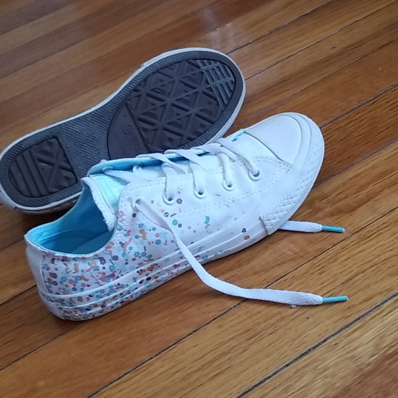 Converse *> - Picture 5 of 7